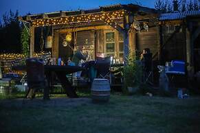 Little Lodge Glamping