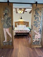 St.Johns hill boutique Ephesus