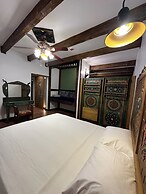 St.Johns hill boutique Ephesus