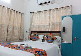 Goroomgo The Moon Residency Kolkata