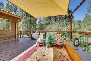 Peaceful Wooden Cabin, 2 Mi to Bass Lake!
