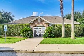 Beautifully Updated Foley Condo w/ Pool Access