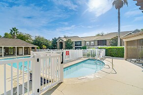 Beautifully Updated Foley Condo w/ Pool Access