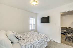 Walkable Barberton Apartment: 9 Mi to Akron!