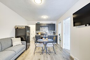 Walkable Barberton Apartment: 9 Mi to Akron!