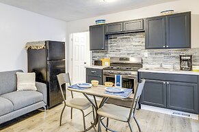 Walkable Barberton Apartment: 9 Mi to Akron!