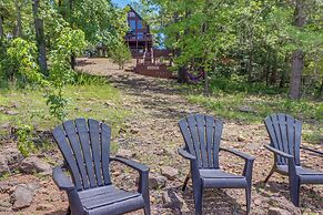 Peaceful Greers Ferry Cabin w/ Deck & Lake View!