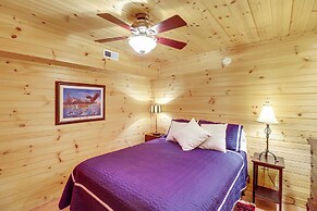 Peaceful Greers Ferry Cabin w/ Deck & Lake View!