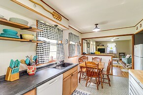 Horses Welcome: Marble Falls Home w/ Grill!