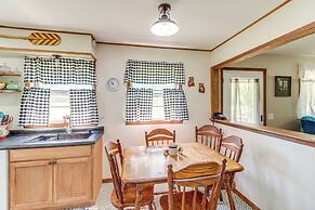 Horses Welcome: Marble Falls Home w/ Grill!