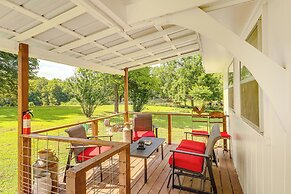 Secluded Marble Falls Farmhouse w/ Cattle Views