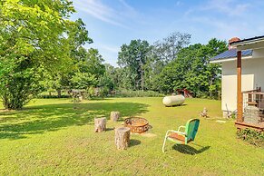 Horses Welcome: Marble Falls Home w/ Grill!