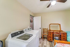 Horses Welcome: Marble Falls Home w/ Grill!