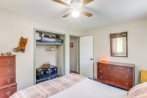 Horses Welcome: Marble Falls Home w/ Grill!