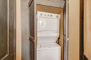 Whimsical New Roads Home < 1 Mi to Main Street!