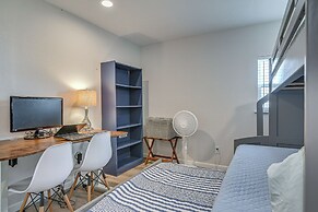 Walk to Sand: Surfside Beach Getaway w/ Deck