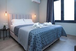 Elegant Rooms Athens