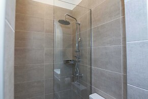 Elegant Rooms Athens