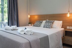 Elegant Rooms Athens
