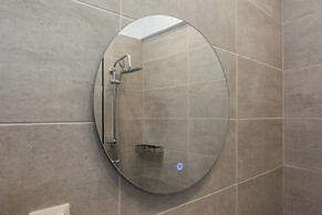 Elegant Rooms Athens