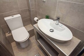 Elegant Rooms Athens