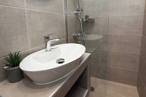 Elegant Rooms Athens