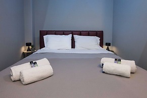 Elegant Rooms Athens