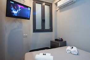 Elegant Rooms Athens