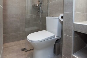 Elegant Rooms Athens