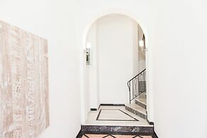 Elegant Rooms Athens