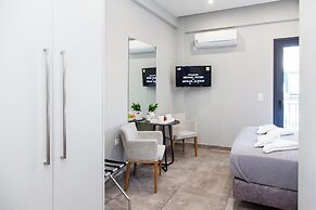 Elegant Rooms Athens
