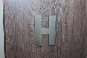 Elegant Rooms Athens