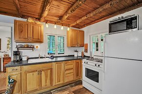 Rustic Willow Retreat - Outdoor Adventures 2 Bedroom Cabin by RedAwnin