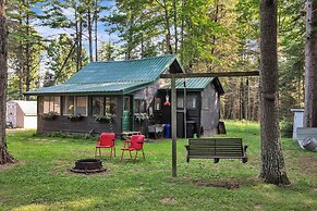 Rustic Willow Retreat - Outdoor Adventures 2 Bedroom Cabin by RedAwnin