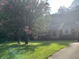 Charming Mid-century Modern Home In Shannon Park 3 Bedroom Home by Red