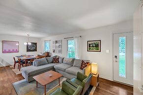 Charming Mid-century Modern Home In Shannon Park 3 Bedroom Home by Red