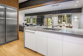 1175 A Casolar Del Norte 3 Bedroom Duplex by RedAwning