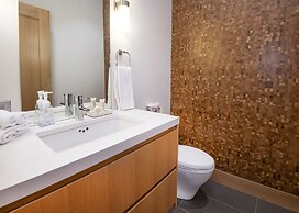 1175 A Casolar Del Norte 3 Bedroom Duplex by RedAwning