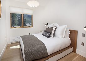 1175 A Casolar Del Norte 3 Bedroom Duplex by RedAwning