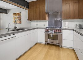 1175 A Casolar Del Norte 3 Bedroom Duplex by RedAwning