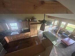 Boomfish Limit 5 2 Bedroom Cottage by RedAwning