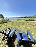 Boomfish Limit 5 2 Bedroom Cottage by RedAwning