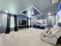 Luxury 6 Bed Villa With Pool/spa In Solara Resort 6 Bedroom Villa by R