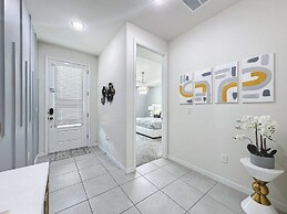 Luxury 6 Bed Villa With Pool/spa In Solara Resort 6 Bedroom Villa by R