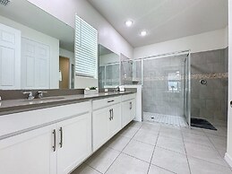 Luxury 6 Bed Villa With Pool/spa In Solara Resort 6 Bedroom Villa by R