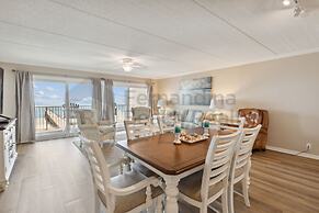 557 Amelia By The Sea 3 Bedroom Condo by RedAwning