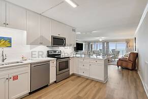 557 Amelia By The Sea 3 Bedroom Condo by RedAwning