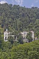 HIMALAYAN MONAL MANALI BY BLUEKO HOTELS