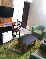 LEISURE SPRING HOTEL