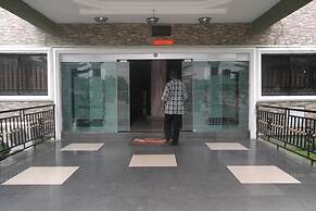 LEISURE SPRING HOTEL